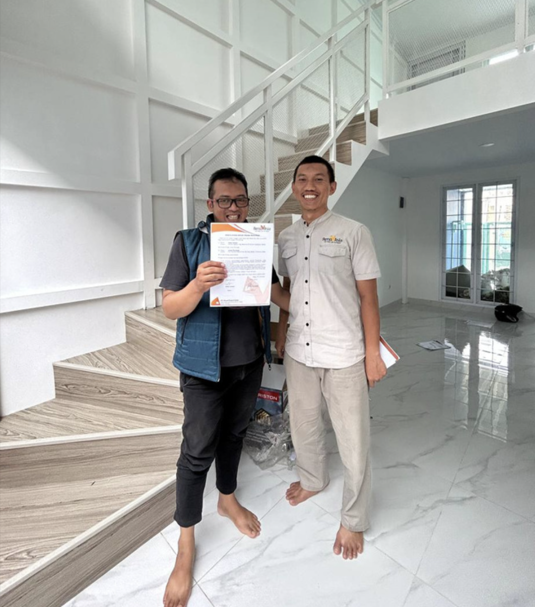 Klien puas saat serah terima proyek — Renovasia
