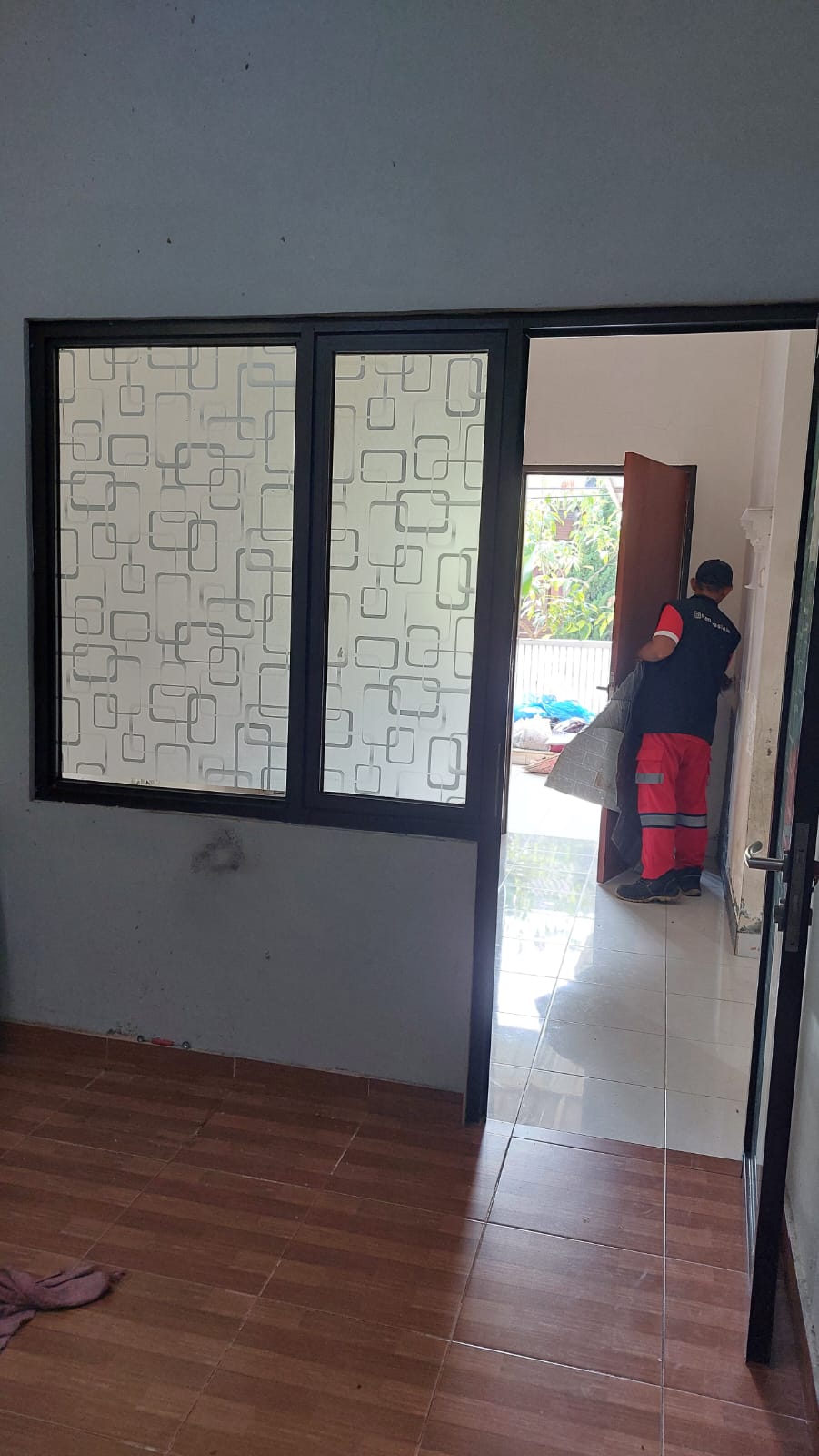 Renovasi Eksterior & Interior Rumah KPR Gallery Image 3